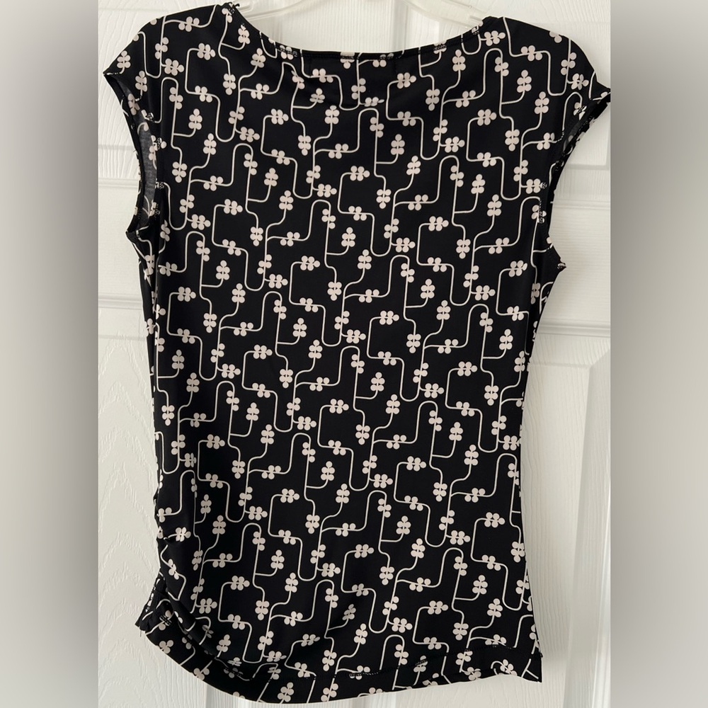 Max Studio Ruched Top - Picture 2 of 5